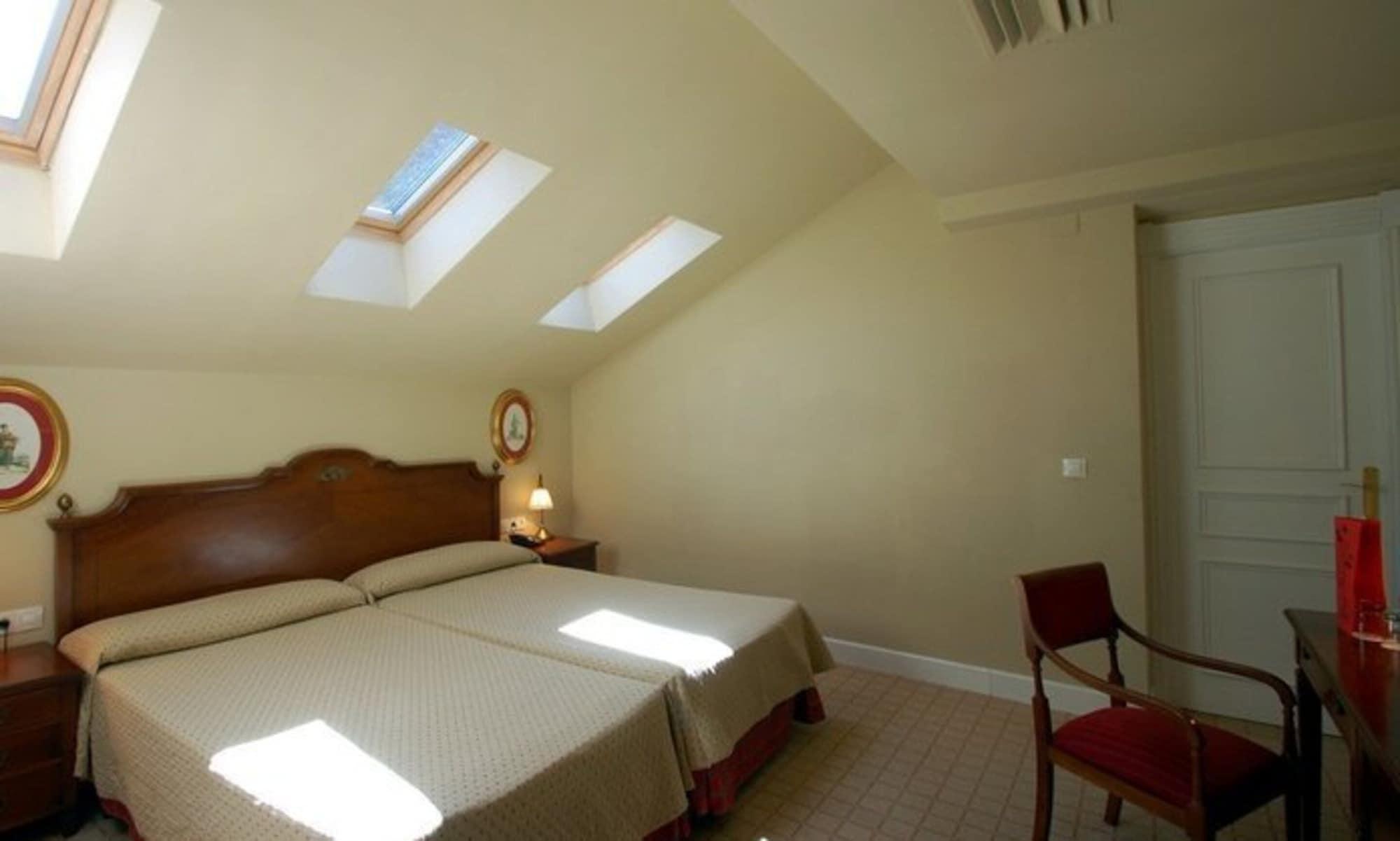 קובאדונגה Arcea Gran Hotel Pelayo מראה חיצוני תמונה