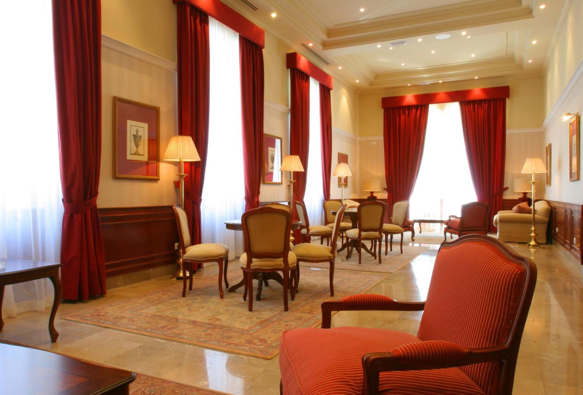 קובאדונגה Arcea Gran Hotel Pelayo מראה פנימי תמונה