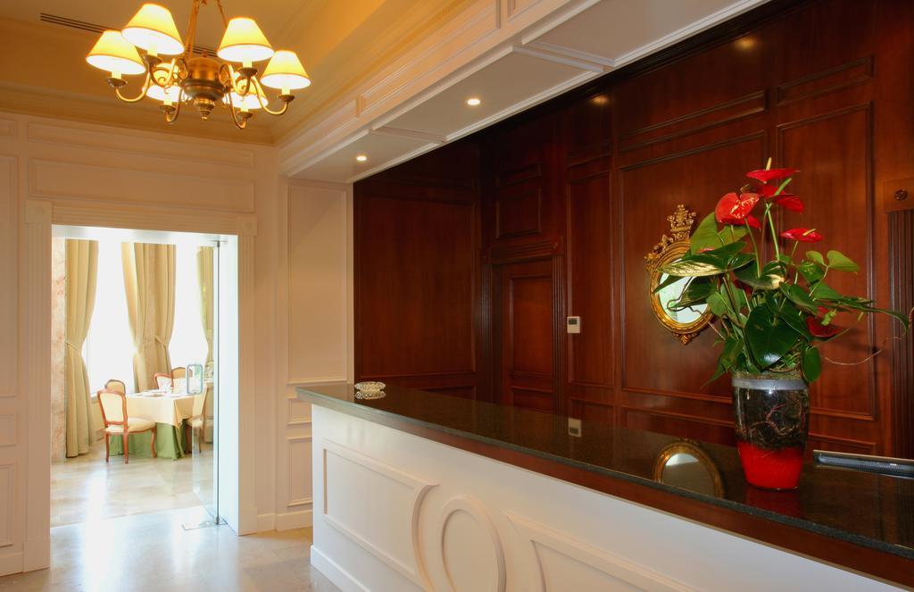 קובאדונגה Arcea Gran Hotel Pelayo מראה פנימי תמונה